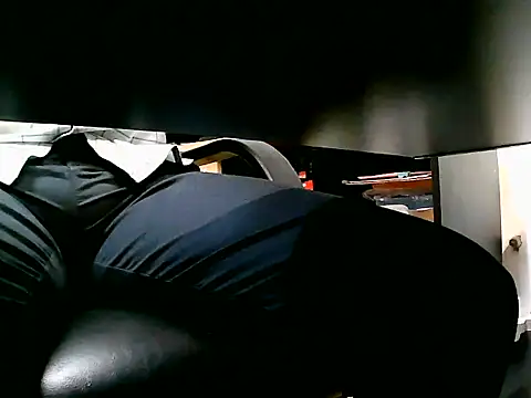 Snapshot of Juanpohot chatting on 5, 2, 2025 Juanpohot online show from 5, 2, 2025