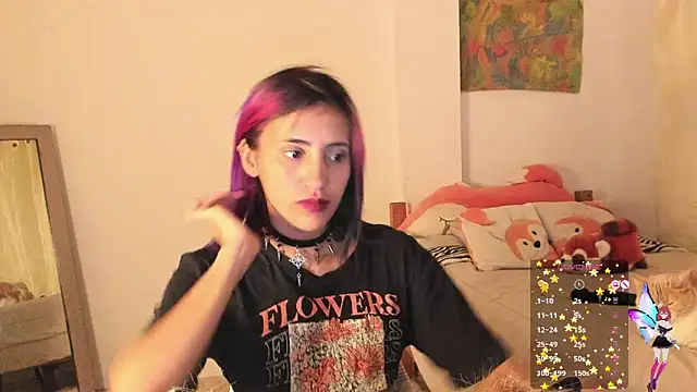 Snapshot of linnie_ chatting on 15, 1, 2025 linnie  online show from 15, 1, 2025