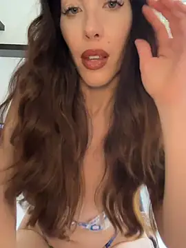 Eyline online show from 11, 4, 2026