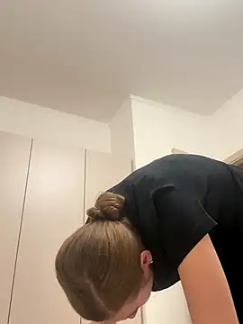 KateRedgar online show from 16, 10, 2025