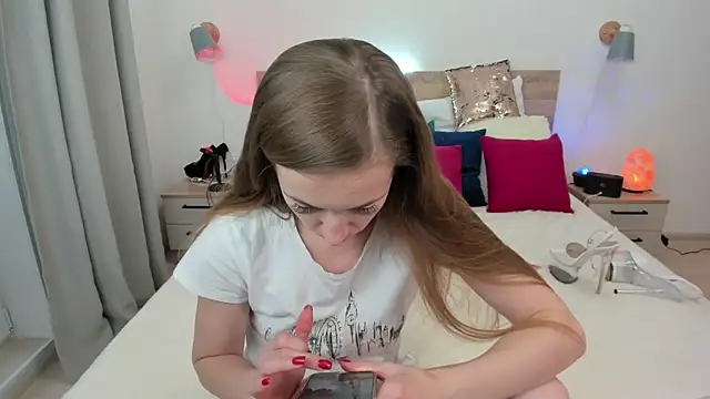 KateRedgar online show from 26, 10, 2025