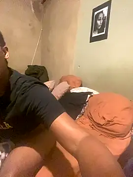 Moorella1 online show from 4, 12, 2025