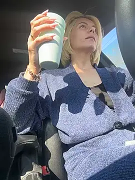 tanyagrey online show from 25, 3, 2026