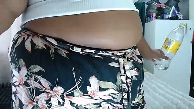 Snapshot of GaggingQueenxx chatting on 29, 9, 2025 GaggingQueenxx online show from 29, 9, 2025