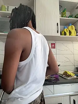 monic421 online show from 16, 11, 2025