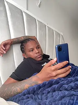 monic421 online show from 2, 3, 2026