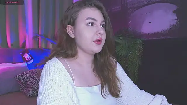 Mia  Peach online show from 9, 12, 2024