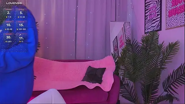 Mia  Peach online show from 6, 3, 2025