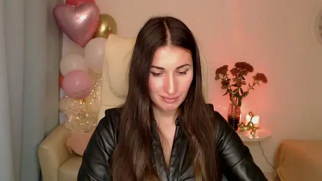 MaryMalory11 online show from 13, 10, 2025