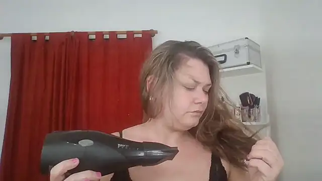 Snapshot of agatadominatrix1 chatting on 4, 10, 2025 agatadominatrix1 online show from 4, 10, 2025