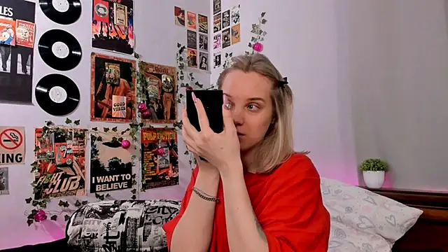 AliciaParkerf online show from 3, 2, 2025