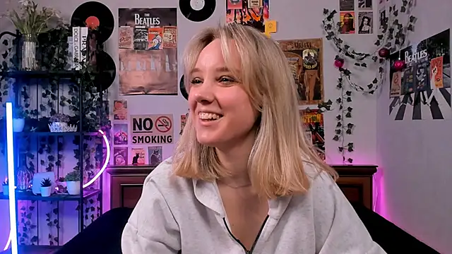 AliciaParkerf online show from 10, 3, 2025