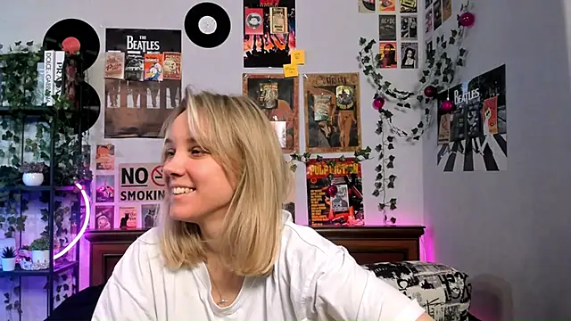 AliciaParkerf online show from 16, 3, 2025