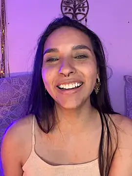 Snapshot of ThaliaRivera_ chatting on 4, 2, 2025 ThaliaRivera online show from 4, 2, 2025