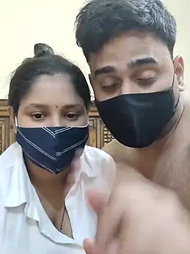 Snapshot of IND_COUPLE1 chatting on 10, 2, 2025 IND COUPLE1 online show from 10, 2, 2025