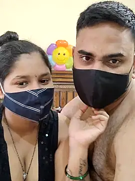 Snapshot of IND_COUPLE1 chatting on 20, 2, 2025 IND COUPLE1 online show from 20, 2, 2025