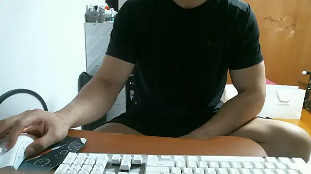 Stellan 0412 online show from 17, 4, 2026