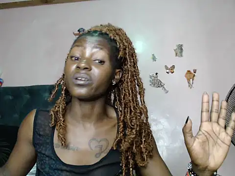 TrishaKalid online show from 15, 2, 2025