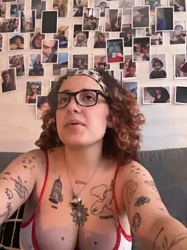 Hawitxui online show from 5, 4, 2026