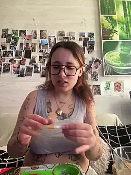 Snapshot of Hawitxui chatting on 10, 5, 2026 Hawitxui online show from 10, 5, 2026