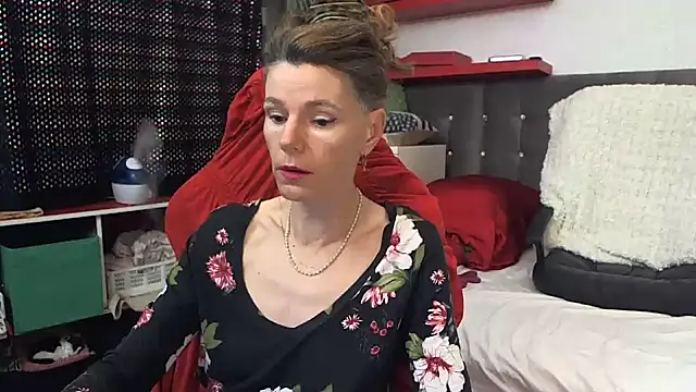 kellyterapy online show from 15, 2, 2025