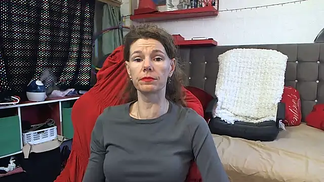 kellyterapy online show from 3, 3, 2025