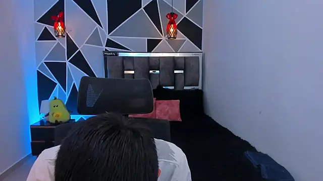 Juan Nd Steven online show from 9, 4, 2026