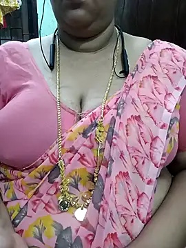 Snapshot of ashikaa_r chatting on 14, 5, 2026 ashikaa r online show from 14, 5, 2026