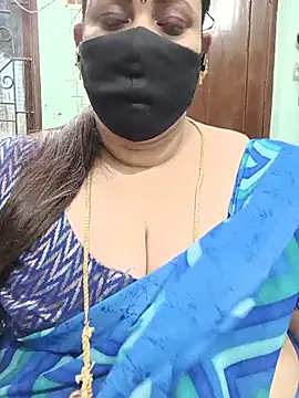 Snapshot of ashikaa_r chatting on 29, 5, 2026 ashikaa r online show from 29, 5, 2026