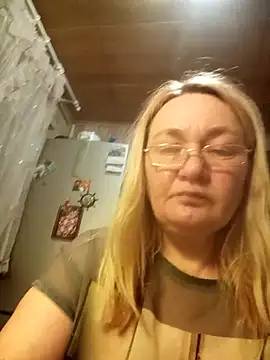 Snapshot of HelenaGlossX chatting on 27, 12, 2024 HelenaGlossX online show from 27, 12, 2024