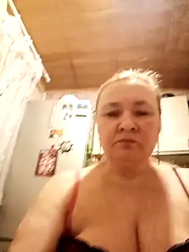 Snapshot of HelenaGlossX chatting on 10, 2, 2025 HelenaGlossX online show from 10, 2, 2025
