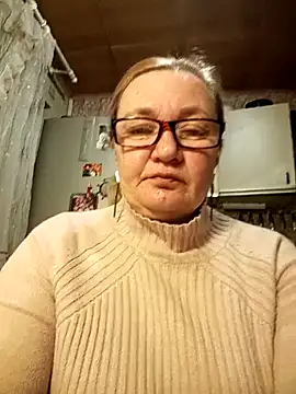 Snapshot of HelenaGlossX chatting on 24, 2, 2025 HelenaGlossX online show from 24, 2, 2025