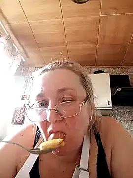 Snapshot of HelenaGlossX chatting on 18, 3, 2025 HelenaGlossX online show from 18, 3, 2025