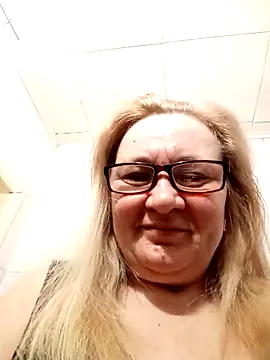 Snapshot of HelenaGlossX chatting on 20, 3, 2025 HelenaGlossX online show from 20, 3, 2025
