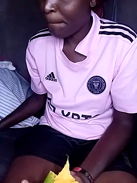 pretty prickle online show from 30, 11, 2025