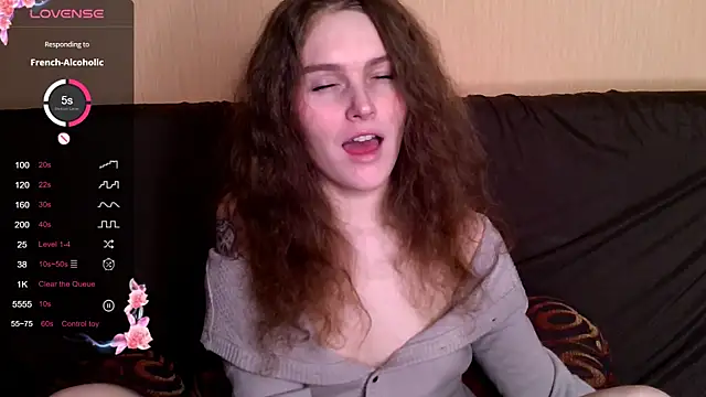 Snapshot of Jenna_Sativa chatting on 12, 1, 2025 Jenna Sativa online show from 12, 1, 2025