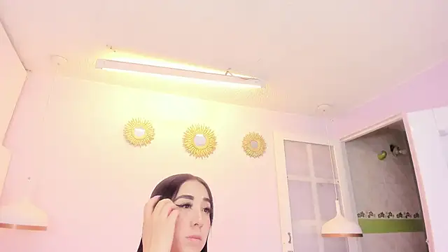 Snapshot of kaory_azumi chatting on 20, 10, 2025 kaory azumi online show from 20, 10, 2025