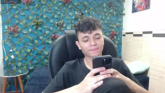 Waturox online show from 6, 2, 2025