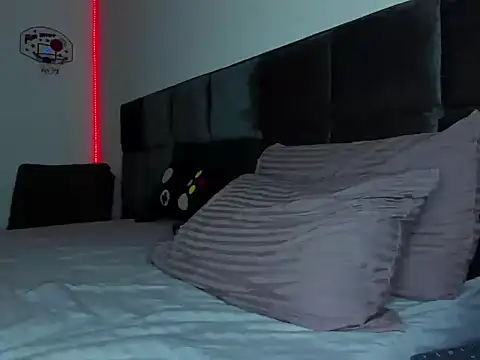 Alexander Martines online show from 11, 11, 2025