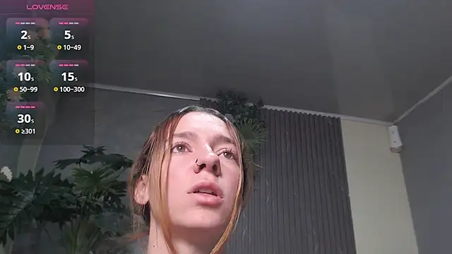 Snapshot of salomee_star_ chatting on 4, 8, 2026 salomee star online show from 4, 8, 2026