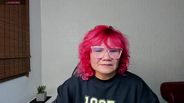 Salomeediaz  online show from 22, 2, 2025