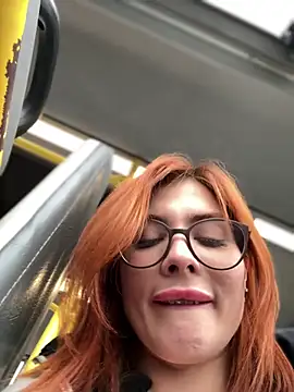 Snapshot of Accole chatting on 8, 12, 2024 Accole online show from 8, 12, 2024