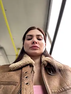 Snapshot of Accole chatting on 20, 3, 2025 Accole online show from 20, 3, 2025