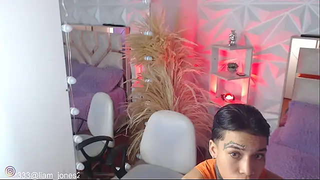 Jonesliam23 online show from 23, 10, 2025