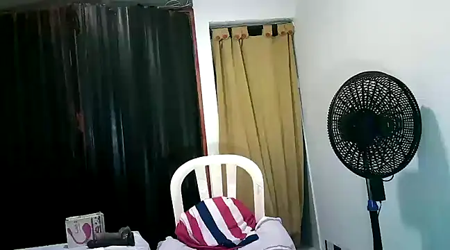 kimmiemm online show from 21, 2, 2025