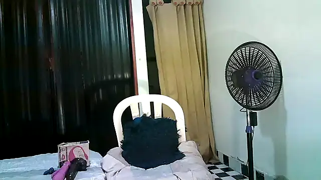 kimmiemm online show from 3, 11, 2025