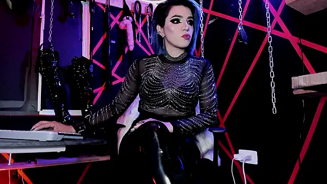 missdarklady online show from 15, 3, 2026