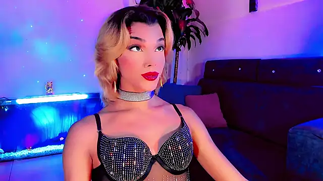 the-horus-girl online show from 10, 10, 2025