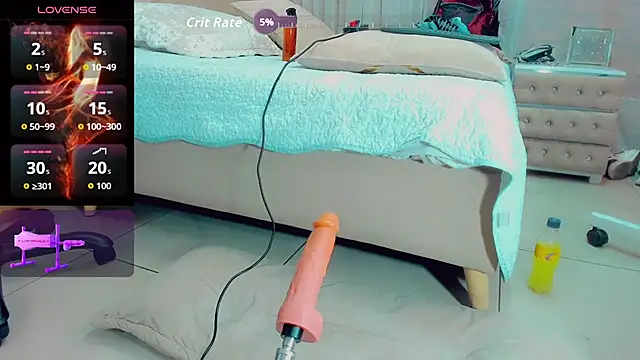 EmilyySaenz online show from 24, 10, 2025