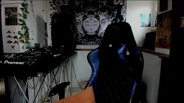 Snapshot of Demongirl6666 chatting on 17, 3, 2025 Demongirl6666 online show from 17, 3, 2025